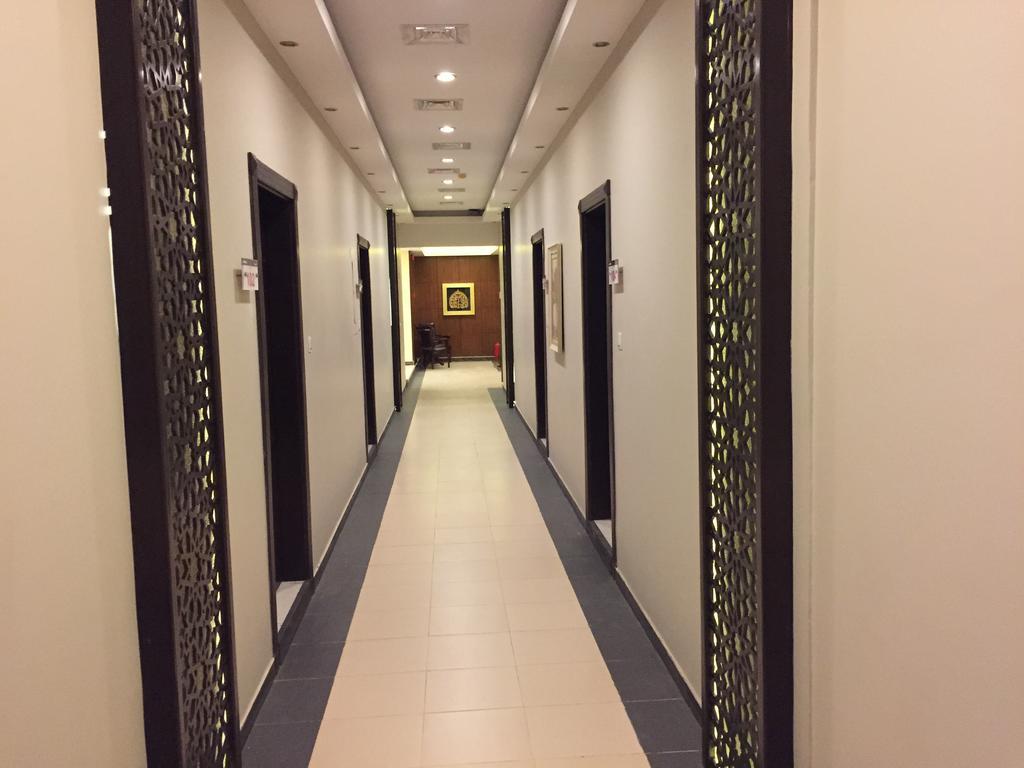 Ashbonh Hotel Suites Riyadh Room photo